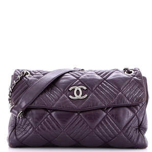 Chanel In And Out Flap Bag Quilted #211308C17B